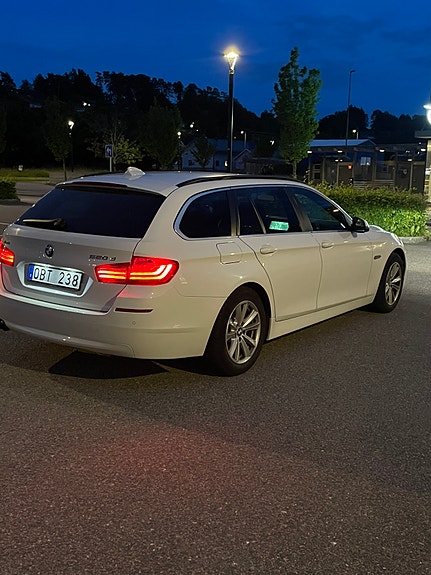 BMW 520d 3 of 10