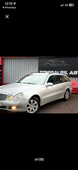 Mercedes-Benz E200 3 of 5