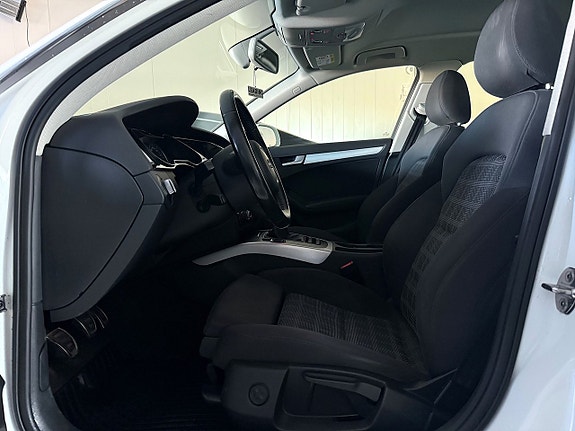 Audi A4 4 of 24