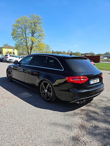Audi A4 3 of 5