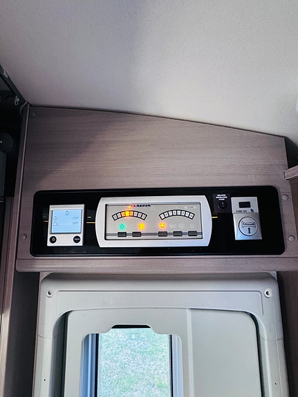 Adria Matrix 687 SL Supreme Långbädd, Taksäng 5 of 5