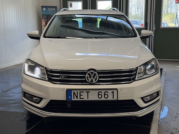 Volkswagen Passat 6 of 24
