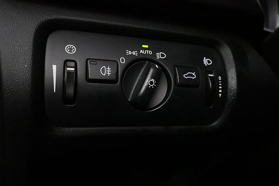 Volvo V40 26 of 30