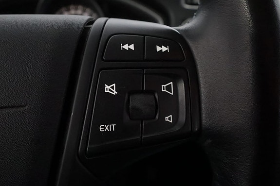 Volvo V40 16 of 30