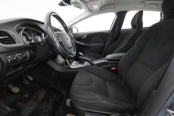 Volvo V40 9 of 30