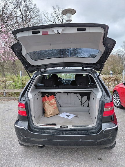 Mercedes-Benz B170 8 of 8