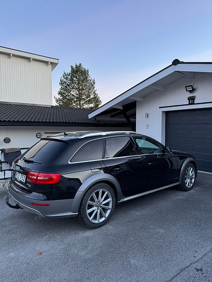 Audi A4 allroad 3 of 5