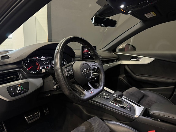 Audi A4 6 of 13
