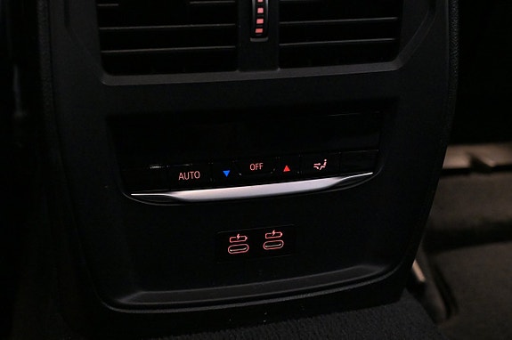 BMW 330e 22 of 27