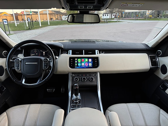 Land Rover Range Rover Sport 5 of 5