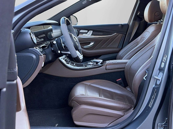 Mercedes-Benz E63 15 of 28
