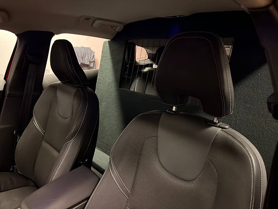 Volvo V40 6 of 6