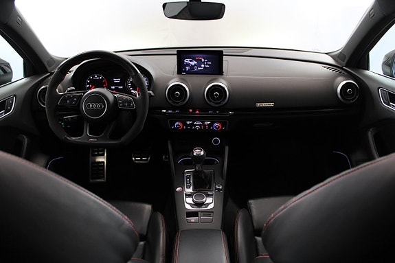 Audi RS3 28 of 30