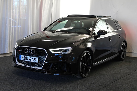 Audi RS3 4 of 5