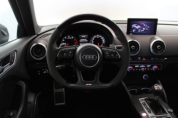 Audi RS3 29 of 30
