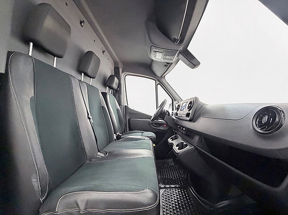 Mercedes-Benz Sprinter 211 16 of 27