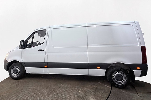 Mercedes-Benz Sprinter 211 10 of 27