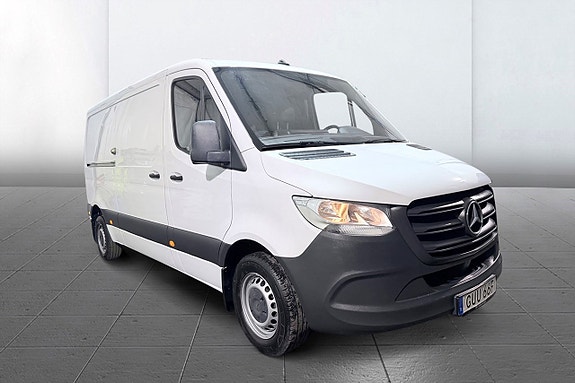 Mercedes-Benz Sprinter 211 4 of 27