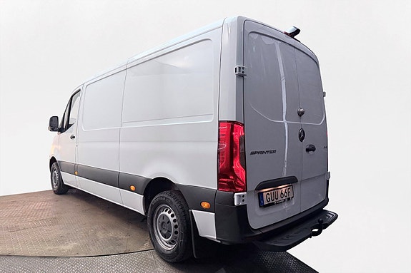 Mercedes-Benz Sprinter 211 9 of 27