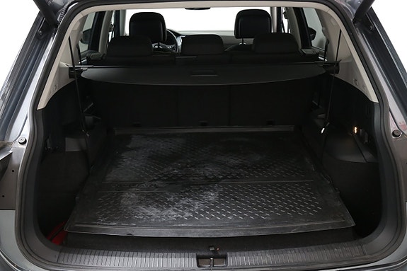 Volkswagen Tiguan Allspace 27 of 29