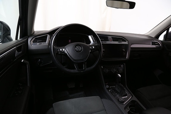 Volkswagen Tiguan Allspace 15 of 29