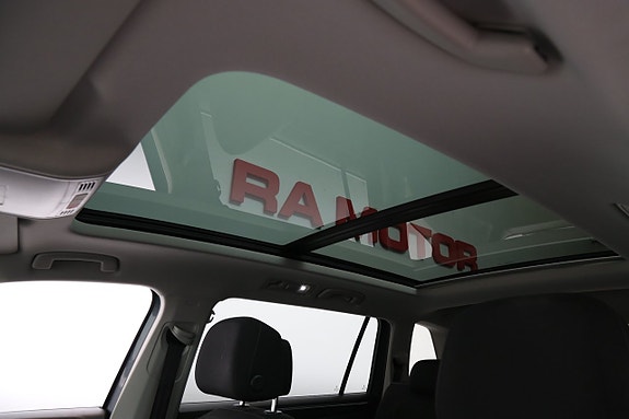 Volkswagen Tiguan Allspace 14 of 29