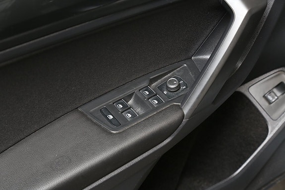 Volkswagen Tiguan Allspace 12 of 29