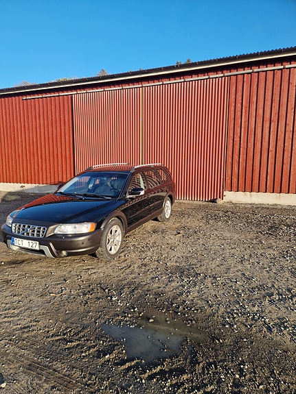 Volvo XC70 3 of 5