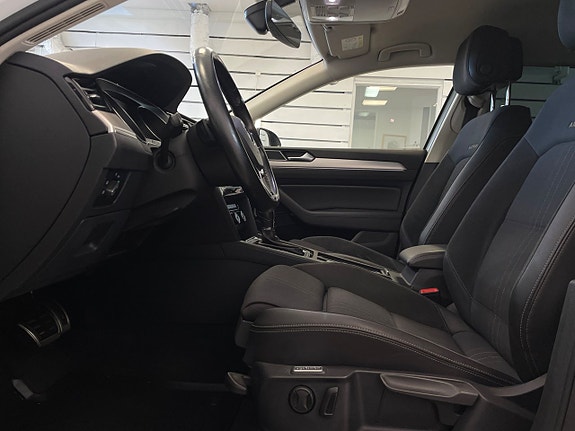 Volkswagen Passat Alltrack 5 of 5