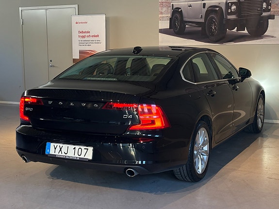 Volvo S90 19 of 19