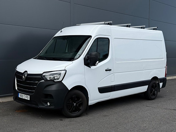 Renault Master 12 of 25