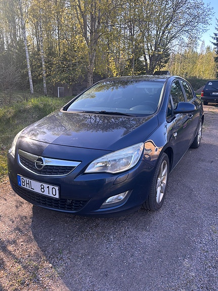 Opel Astra 3 of 4