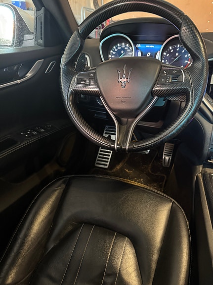 Maserati Ghibli 7 of 9