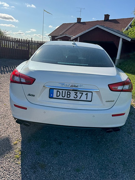 Maserati Ghibli 5 of 9