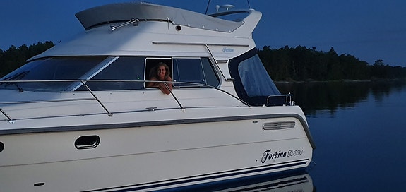 Forbina 10000 Flybridge 5 of 26