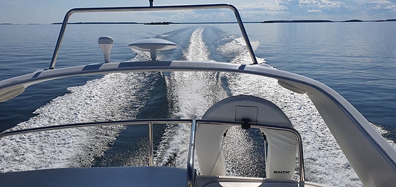 Forbina 10000 Flybridge 3 of 26