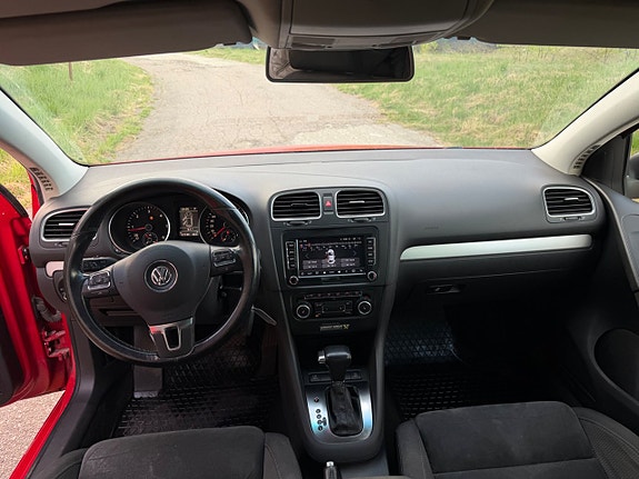 Volkswagen Golf VI 8 of 9