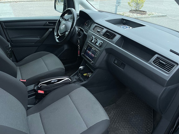 Volkswagen Caddy Maxi 5 of 5