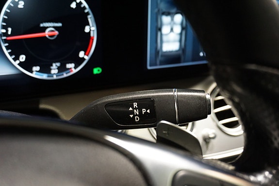 Mercedes-Benz E220 d 24 of 26