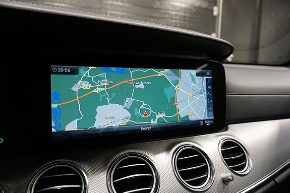 Mercedes-Benz E220 d 21 of 26