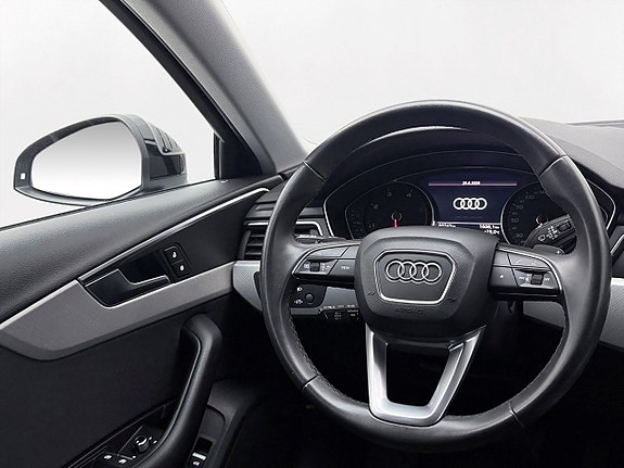Audi A4 16 of 30