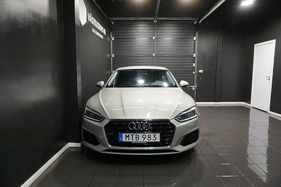 Audi A5 2 of 5