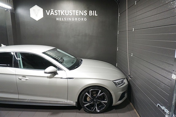 Audi A5 9 of 26