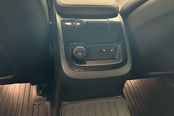 Volvo V60 18 of 30