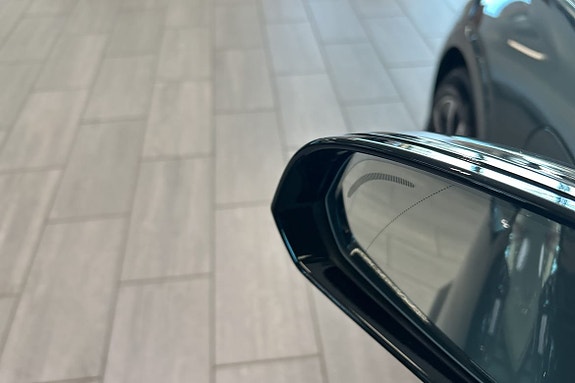 Volvo V60 27 of 30