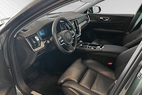 Volvo V60 7 of 30