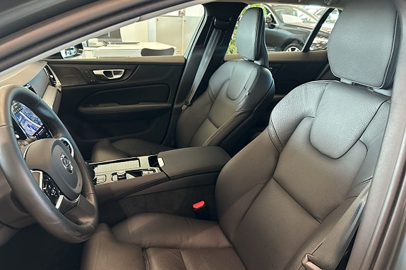 Volvo V60 30 of 30