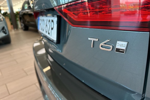 Volvo V60 15 of 30