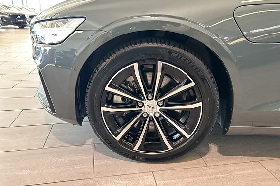 Volvo V60 24 of 30