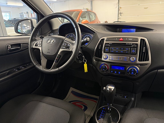 Hyundai i20 17 of 27